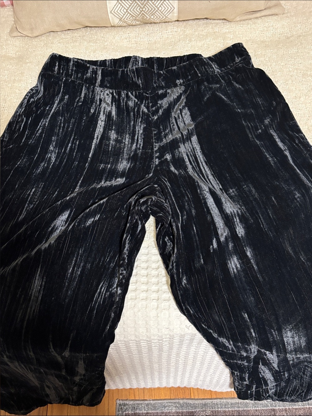 Soft Surroundings Black Velvet Elastic-Waist Pants
